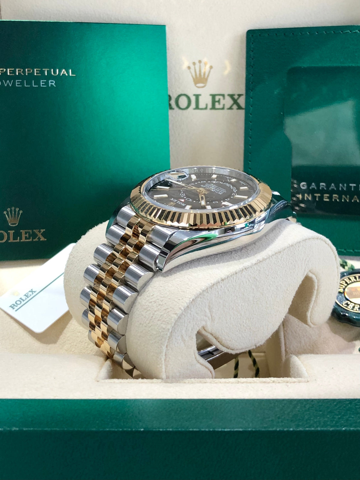 2023 Rolex Sky-Dweller 326933