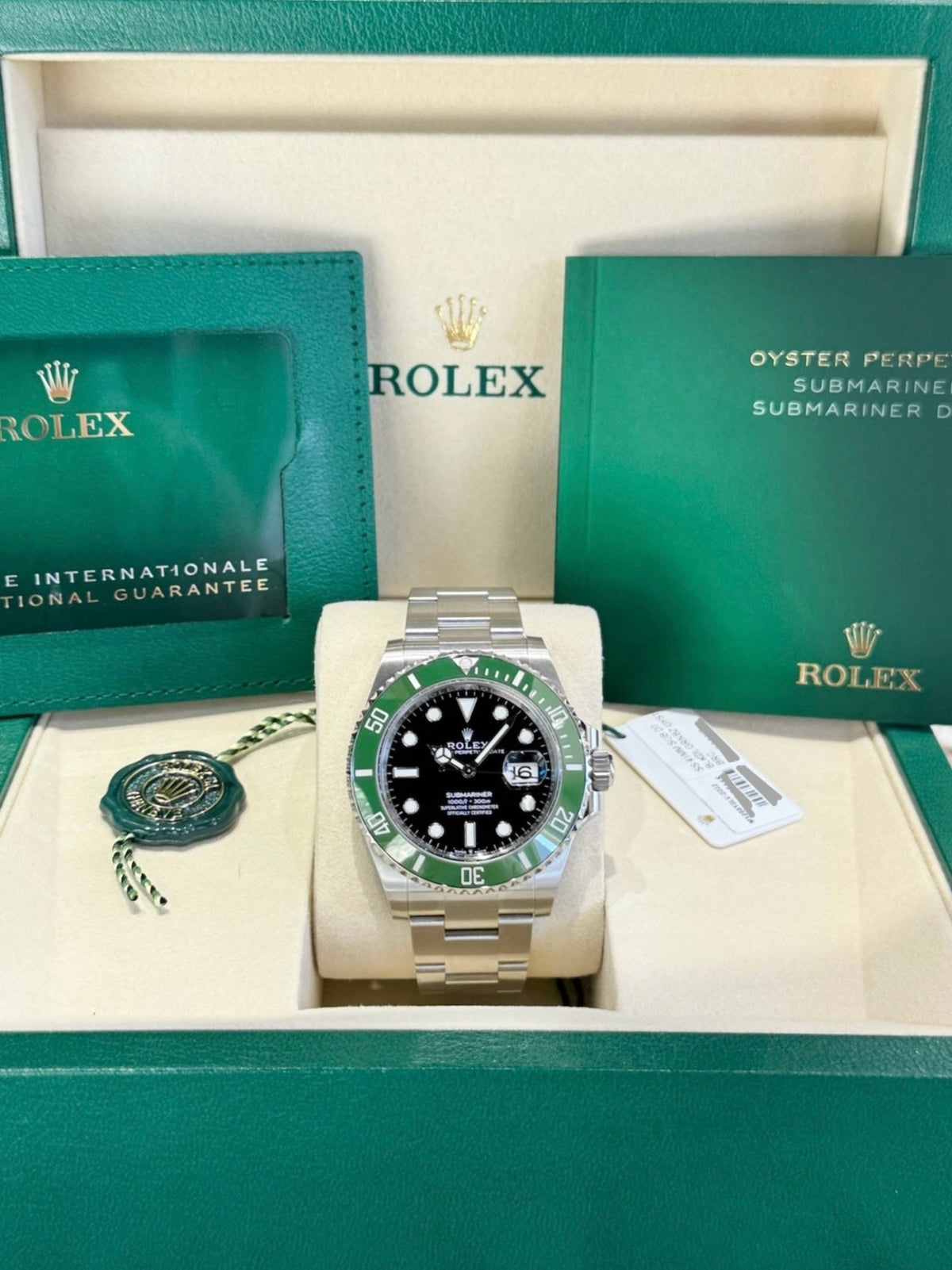 2025 Rolex Submariner Starbucks 126610LV